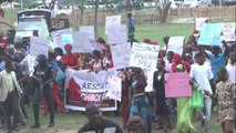 Nigeria protesters demand rescue of girls kidnapped by Islamists