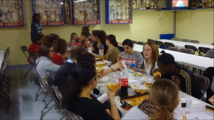 SOIREE  AVEC LES FILLES DE GARGES