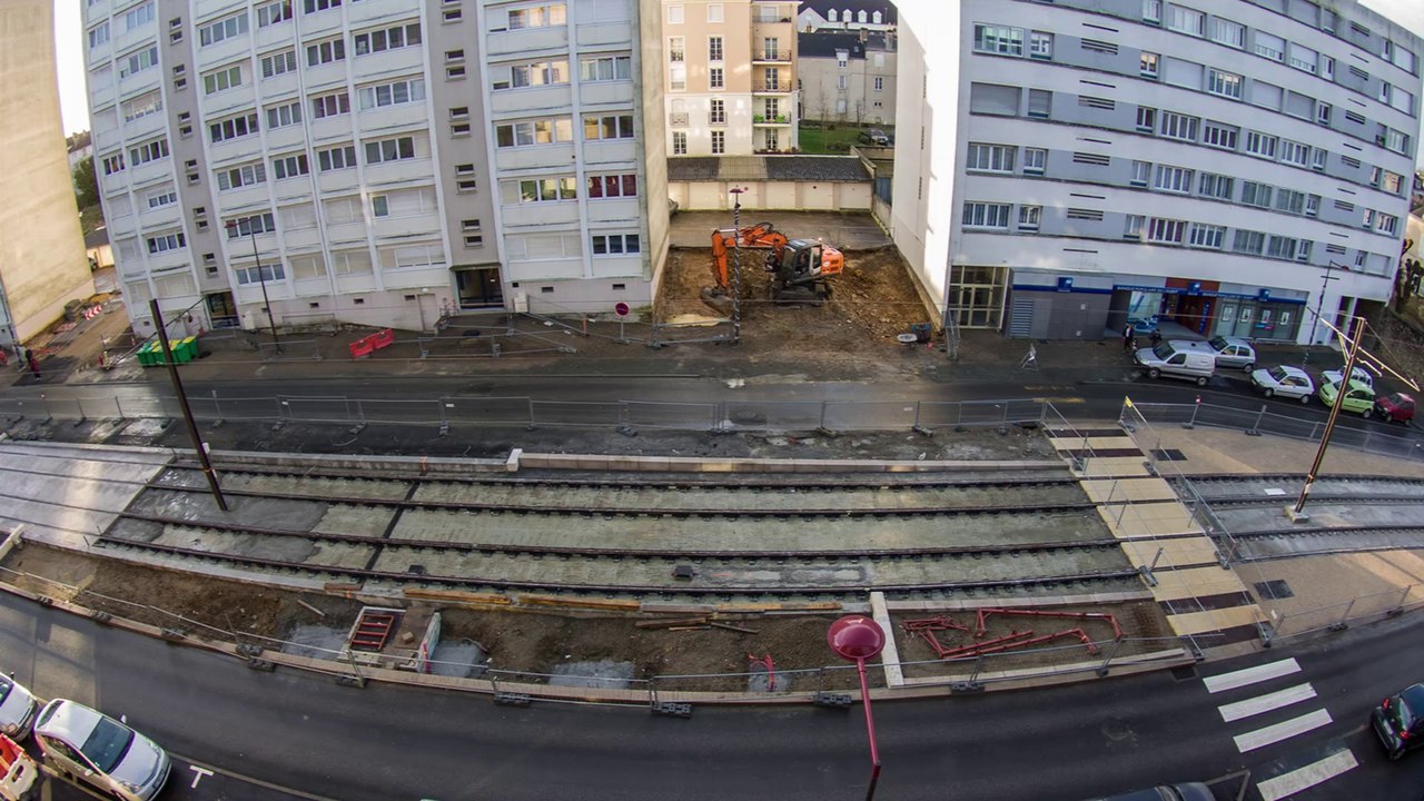 Timelapse de la construction du tramway le mans
