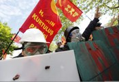 A Istanbul, les manifestants du 1er-Mai dispersés par des canons à eau et gaz lacrymogènes