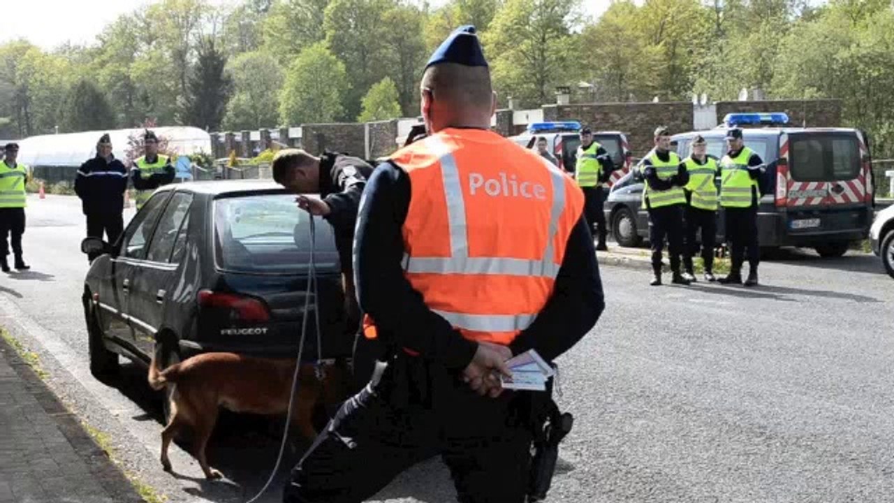 Opération au poste frontière de La Chapelle