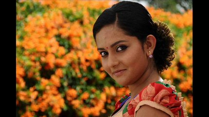 Ennamo Nadakkudhu 2014 Tamil Movie