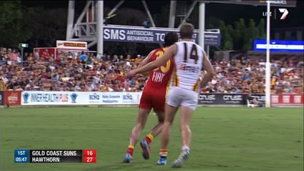 AFL 2014 - Round 4 - Gold Coast v Hawthorn (1st quarter)