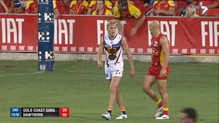 AFL 2014 - Round 4 - Gold Coast v Hawthorn (2nd quarter)