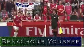 Marouane Chamakh vs Blackpool - Premier League  - matchday 2 - 2010/2011