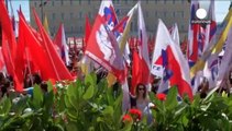 Atina'da 1 Mayıs törenlerinde kemer sıkma tedbirleri protesto edildi