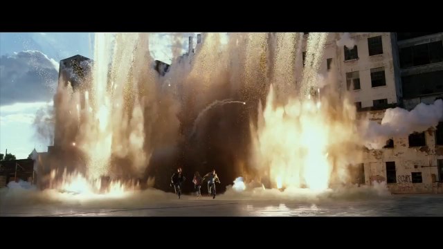 Transformers 4- Kayıp Çağ Film Fragmanı Full İzle 2014 izle