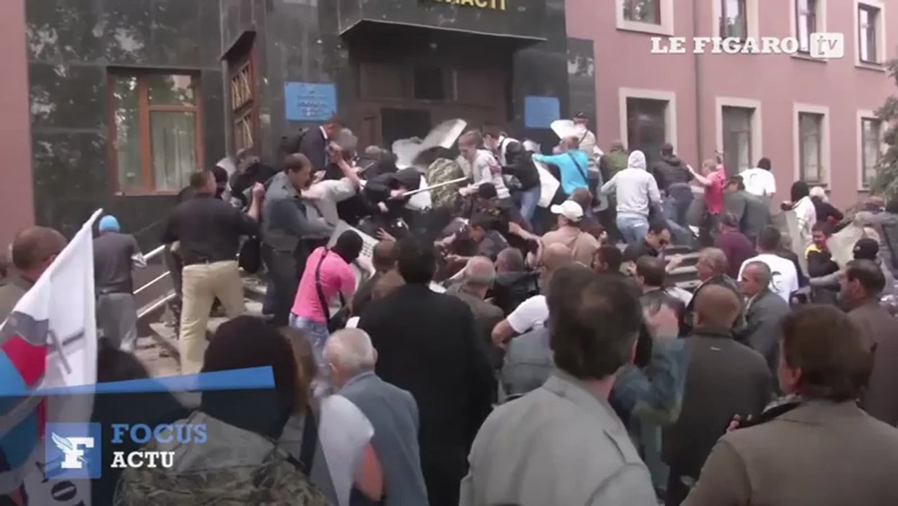 Ukraine : l'assaut violent des pro-russes contre le parquet de Donetsk