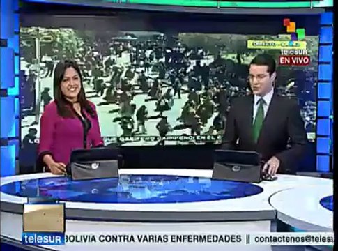 Desfiló Evo este 1º de Mayo codo con codo con empleados y obreros