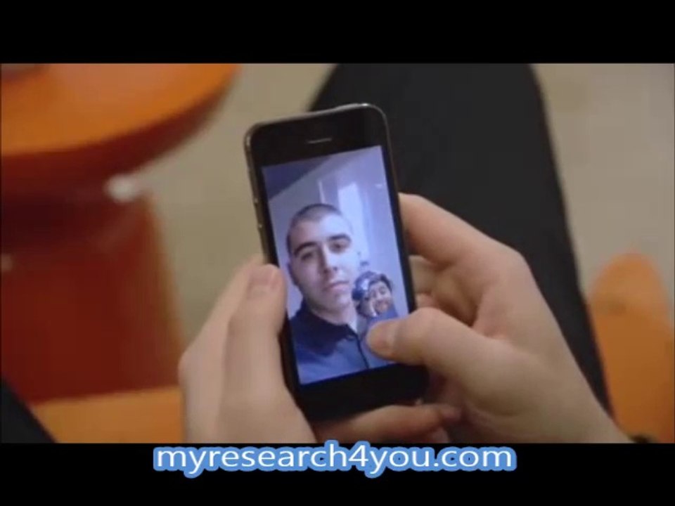Exclusive Snapchat now has texting and video chat