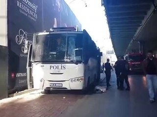 1 Mayıs'ta işe giden kadına polis dayağı!