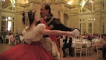 OUVERTURE DU BAL NAPOLEON III A VICHY 2014