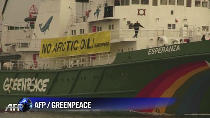 Dutch arrest 30 Greenpeace activists blocking Russian tanker
