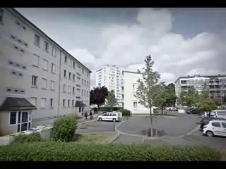 Caen (14) : visite de la cité "La Guérinière"