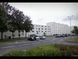 Caen (14) : visite de la cité "La Pierre Heuzé"