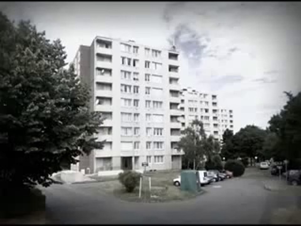 Carrières-sous-Poissy (78) : visite de la cité "Les 3 Tours"