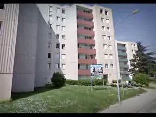 Charleville-Mézières (08) : visite de la cité "La Ronde Couture"