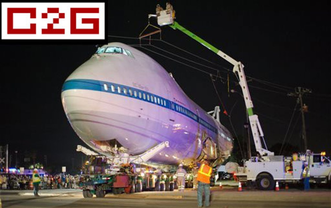 Incroyable : un Boeing 747 prend l'autoroute !
