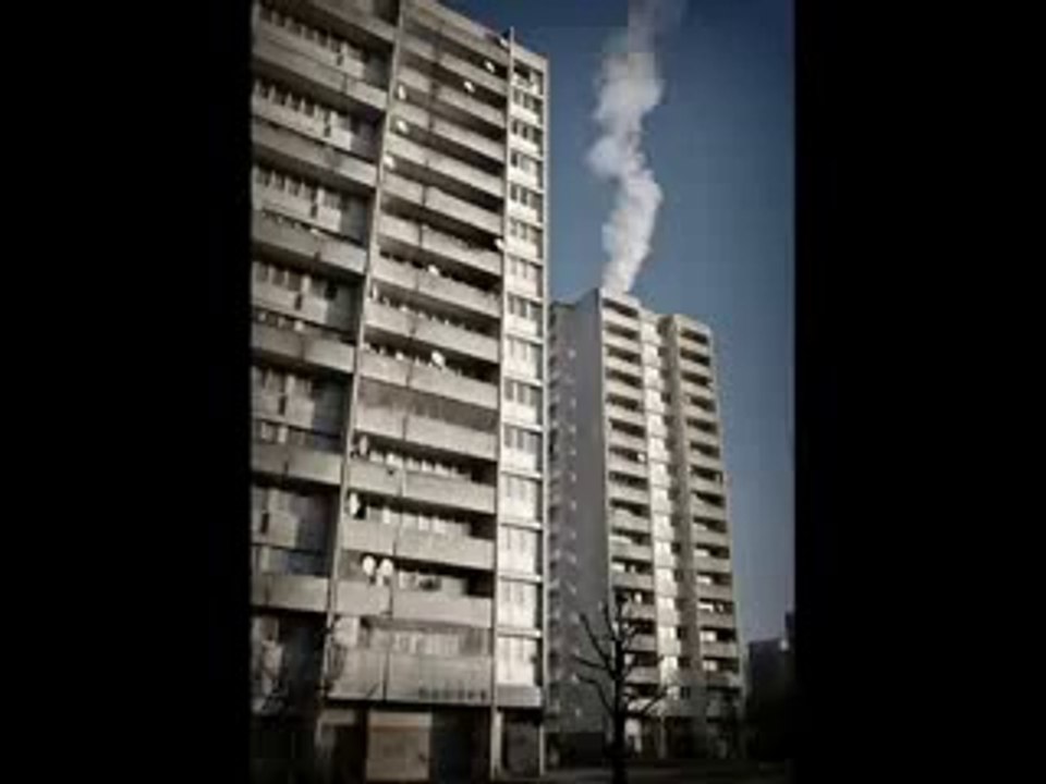 Clichy-sous-Bois (93) : visite de la cité "Romain Rolland"
