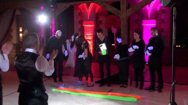 Mariage D&F : Show Marionettes en blacklight par les cousins nordistes