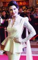 Hot Bollywood Girl Jacqueline Fernandez looks Angel at Housefull 2 Premiere