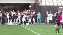 Trabajadores inauguran estadio de Sao Paulo