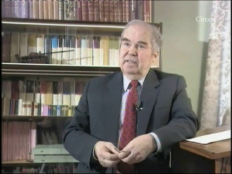 STALIN : THE REVOLUTION