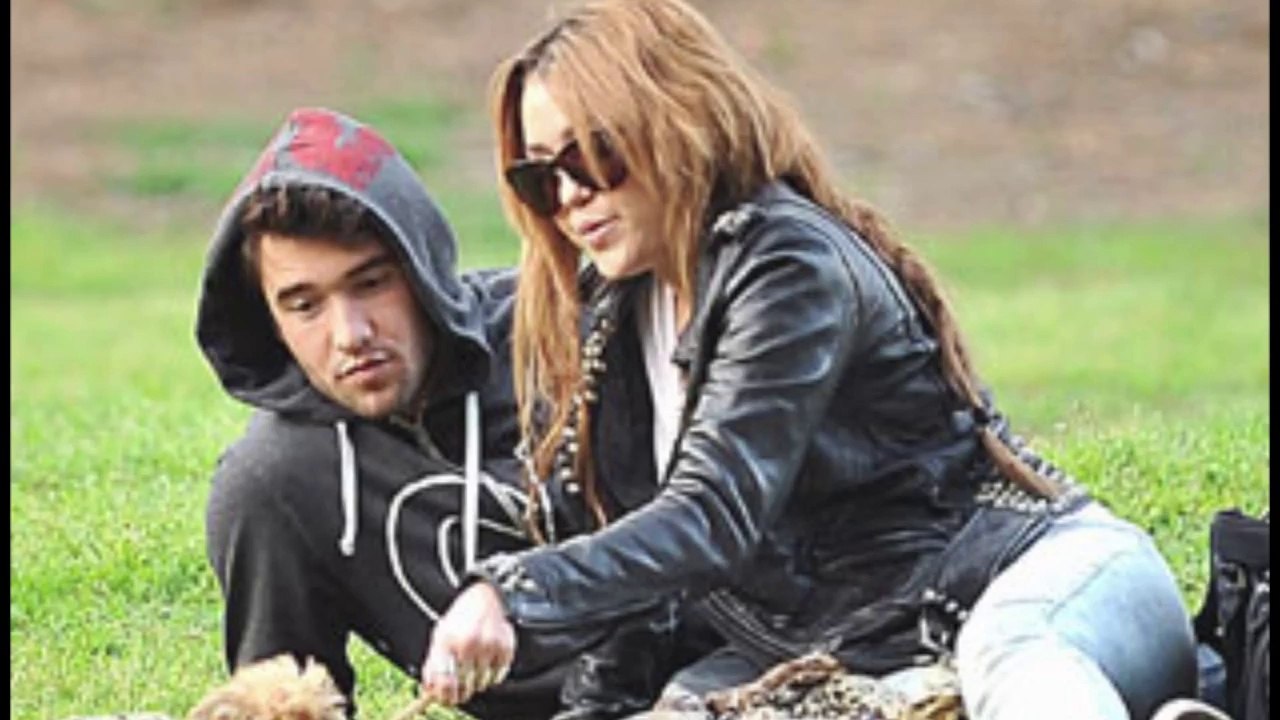 Miley Cyrus | Affair & Breakup