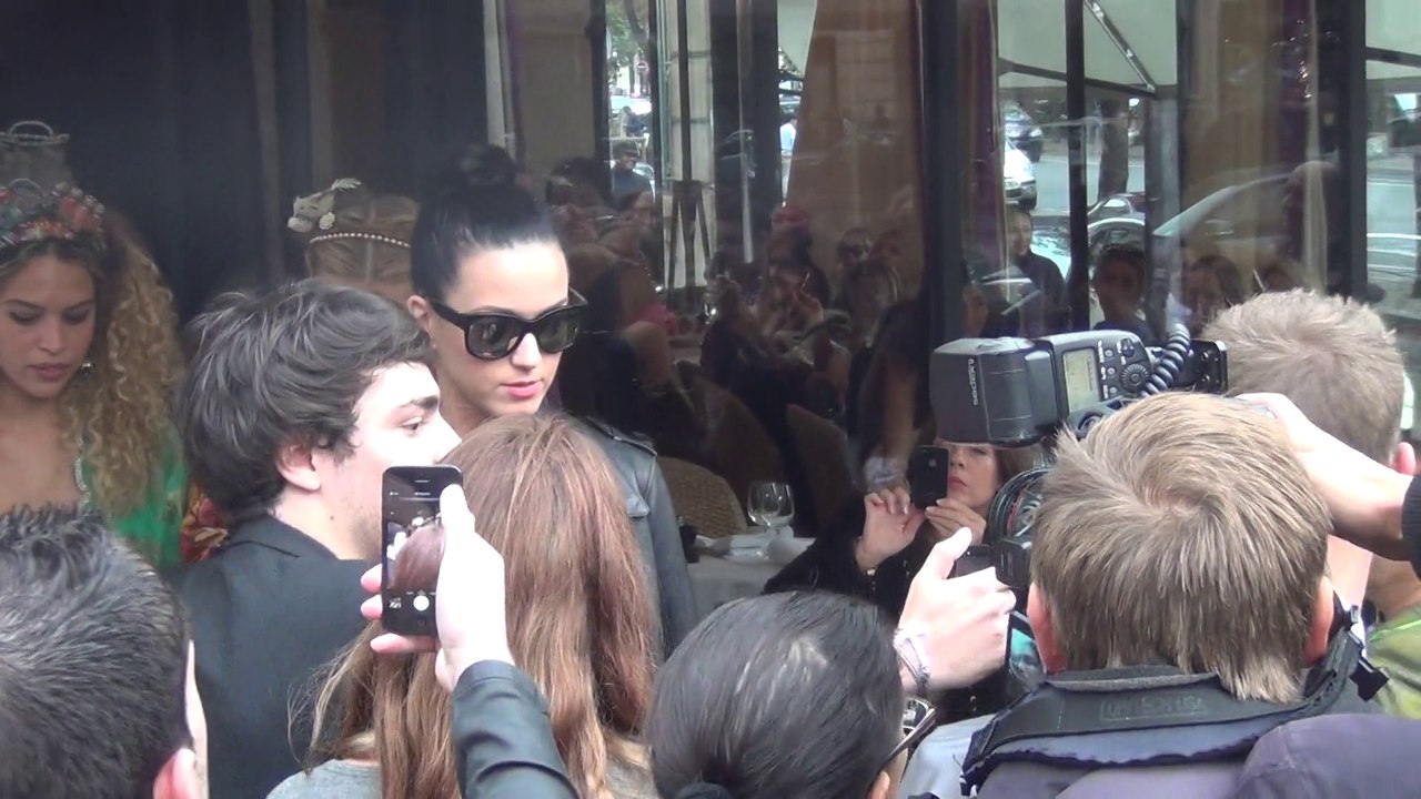 Katy Perry à l'Avenue à Paris