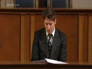 Tobias Moretti : Gedenkveranstellung - Vienne 04/05/12.