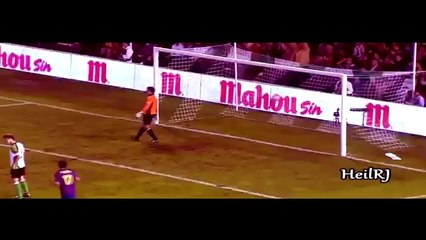 Lionel Messi vs 3 or More Players HD (Low)