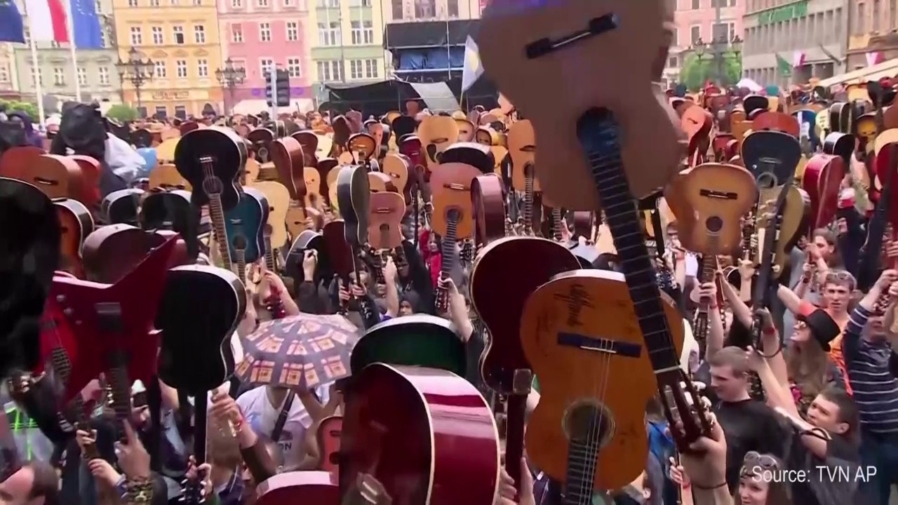 Record: 7344 guitaristes jouent le Hey Joe de Jimi Hendrix