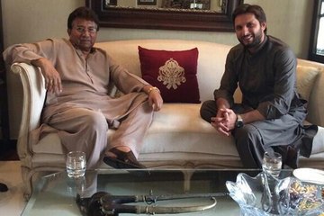 Dunya News-Afridi all rounder in meeting political personalities too