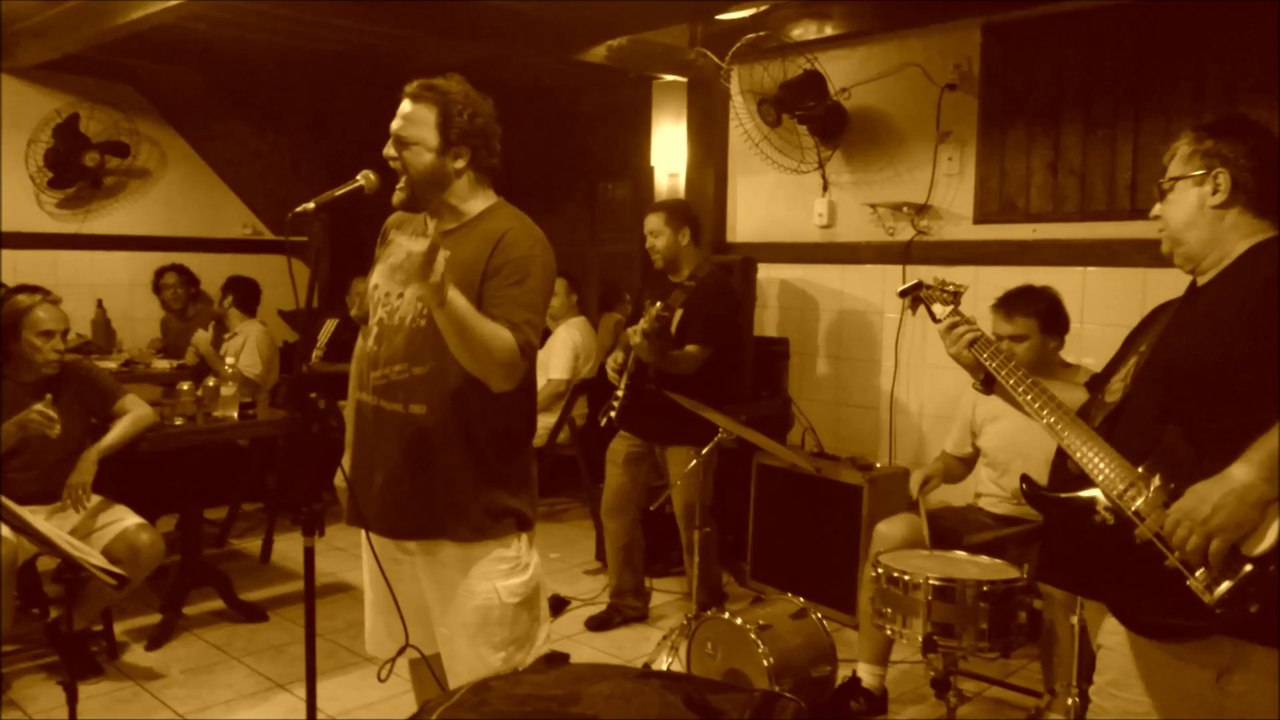 Pouco Barulho por nada. & Charles Zanol