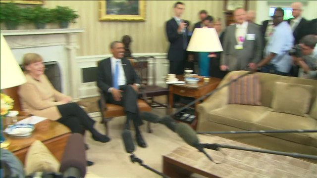 Obama e Merkel ameaçam Moscou com novas sanções