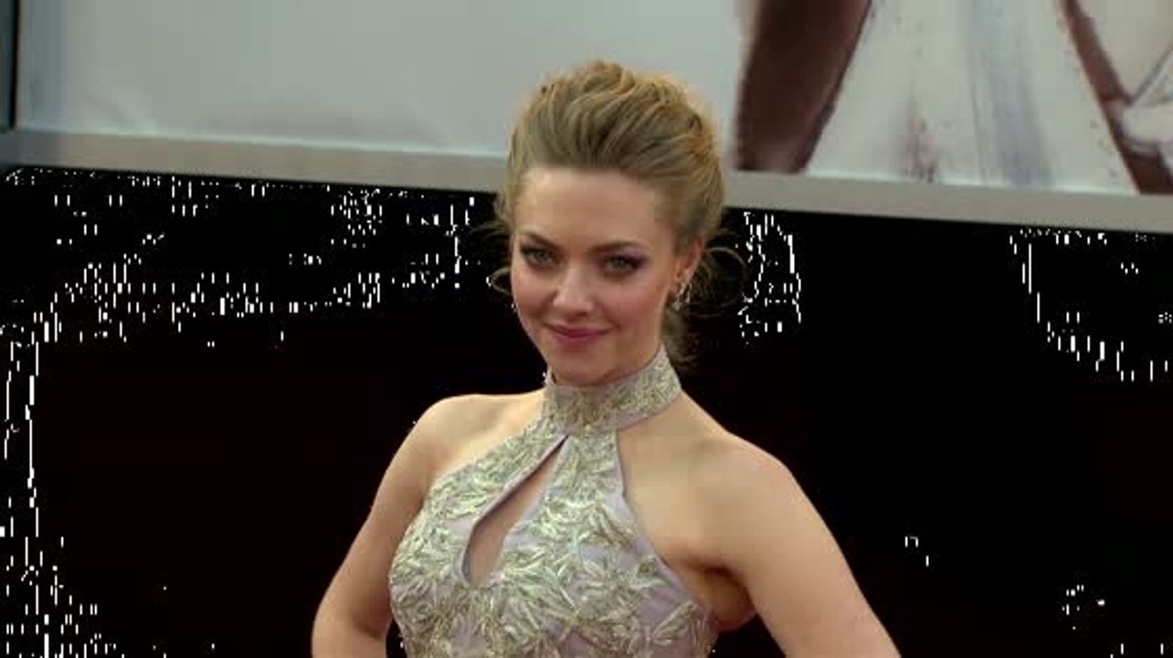 Why Does Amanda Seyfried Thank God For Kate Upton?