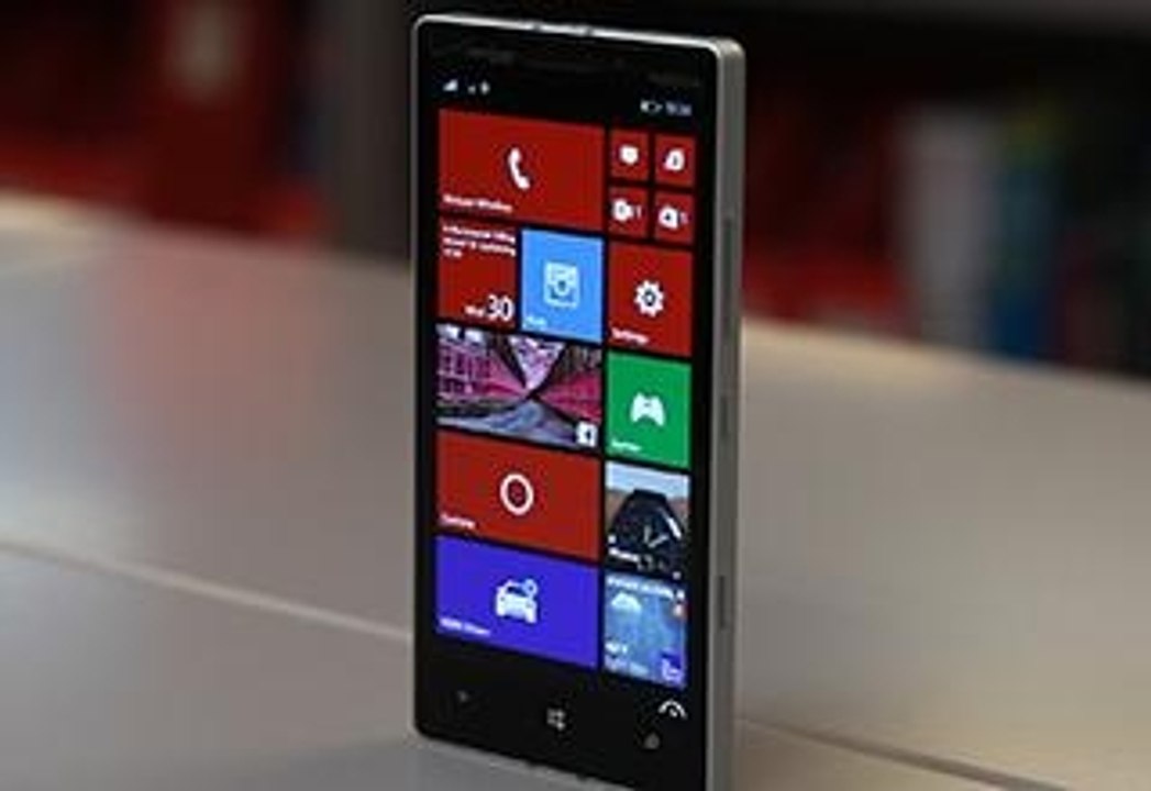 Review: The Nokia Lumia Icon