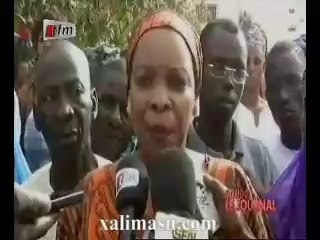 Wade rend visite a aida ndiongue au camp penal