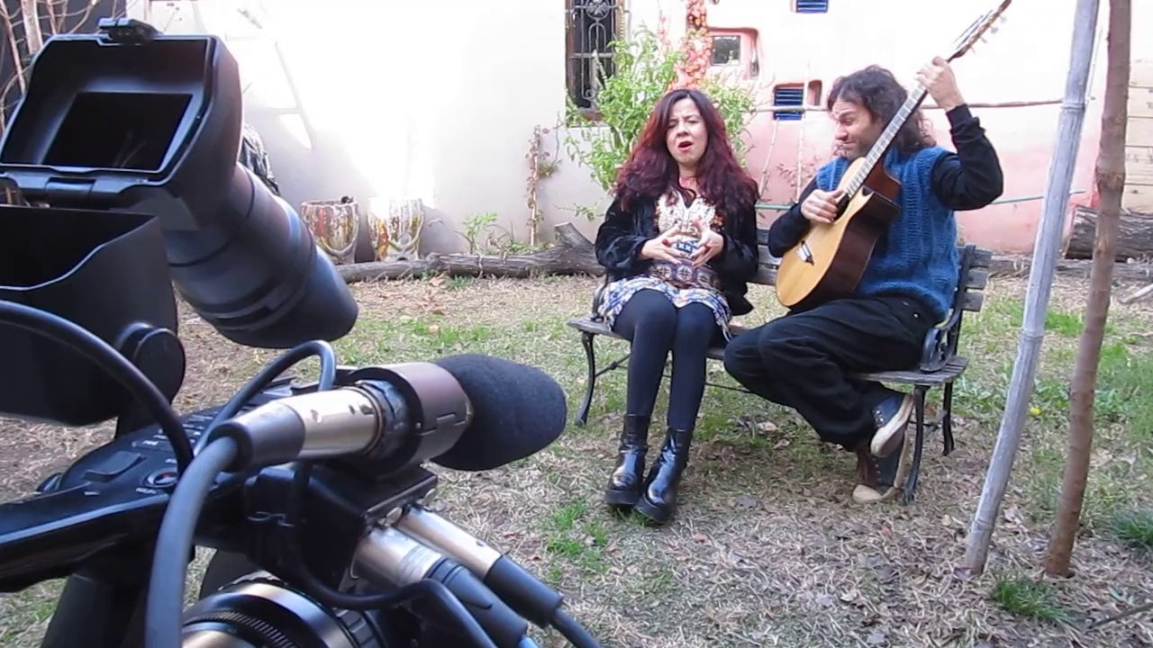 Boléro. Dorita Chávez. Dans un jardin de Buenos Aires...