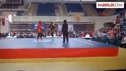 Türkiye Wushu Federasyonu Başkanı Abdurrahman Akyüz'ün Kızı Zeynep Makbule Akyüz, Başörtülü Olarak...