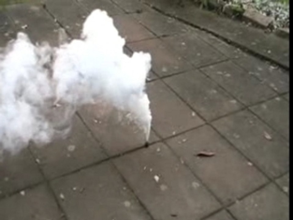 Fumigène essai ; 1 euros les 6