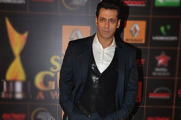 Salman goes back to his ex Sangeeta Bijlani?