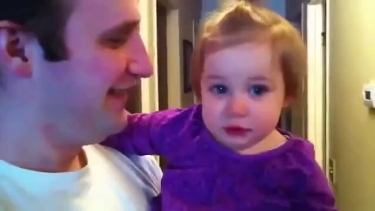 Babasını İlk Kez Sakalsız Gören Bebeğin Dramı