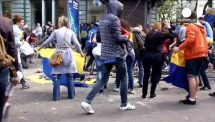 Ukraine: dozens die in Odessa blaze amid violence