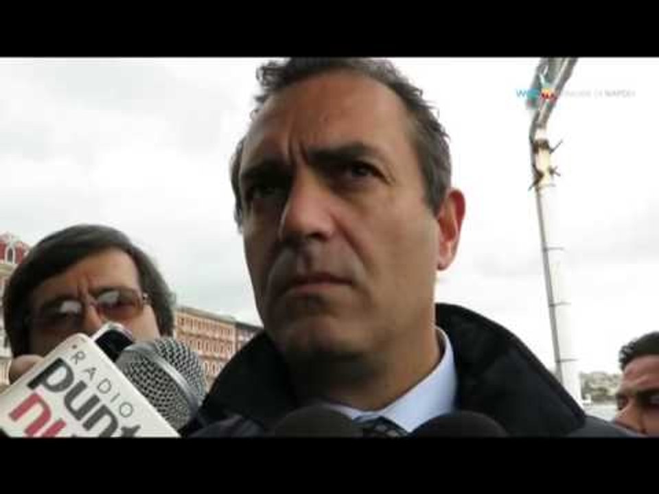 Napoli - De Magistris su bateau mouche, coppa Italia, salva Roma, Napoli servizi (02.05.14)