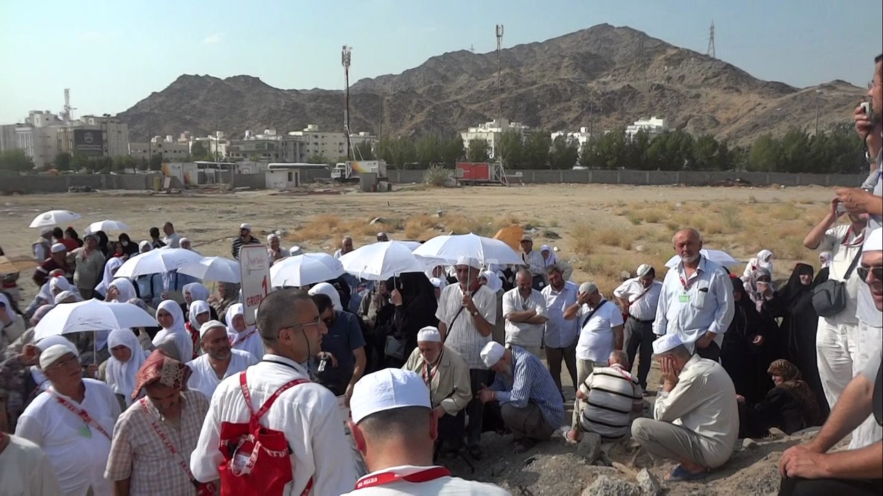 2011 HAC HANİFİ BAŞPINAR HOCAEFENDİ İLE SERV MAĞARASI ZİYARETİ