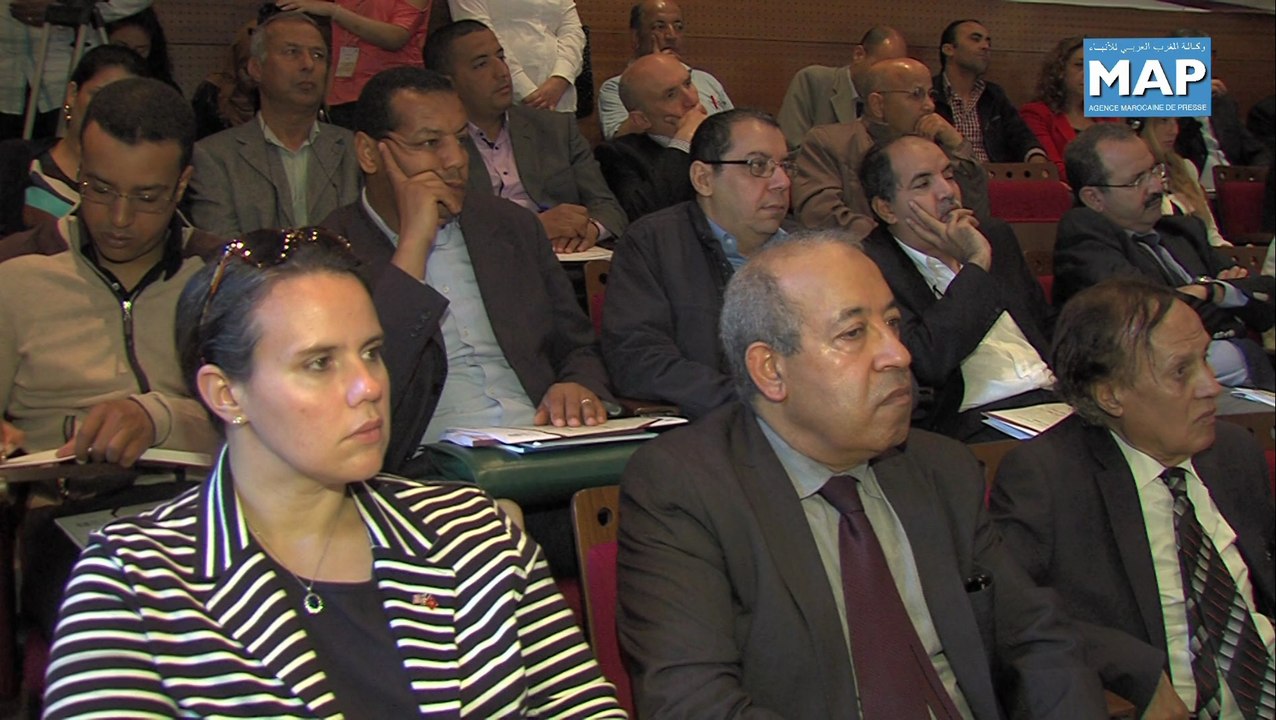 ندوة حول  أهمية وسائل الإعلام من أجل التنمية في المغرب