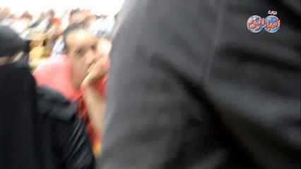 نائب رئيس جامعة عين شمس ...ممنوع دخول لجان الأمتحانات  بالموبايل