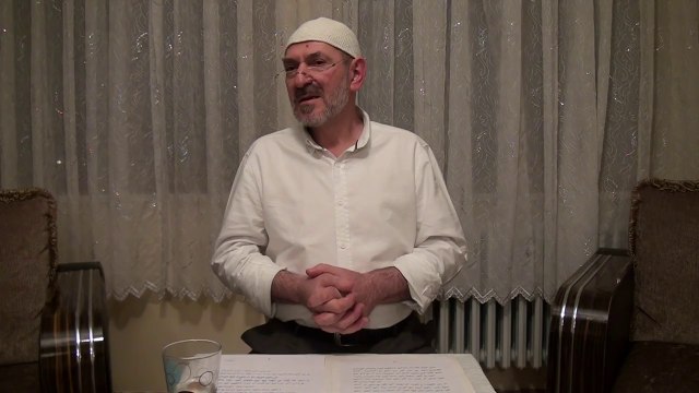 Mustafa yigit..20-hz Musa....Hani bir zamanlar Ey Musa biz Allah'ı açıkça görmedikçe senin sözünle asla inanmayacağız. demiştiniz de bunun üzerine sizi yıldırım çarpmıştı ve siz de bakakalmıştınız.