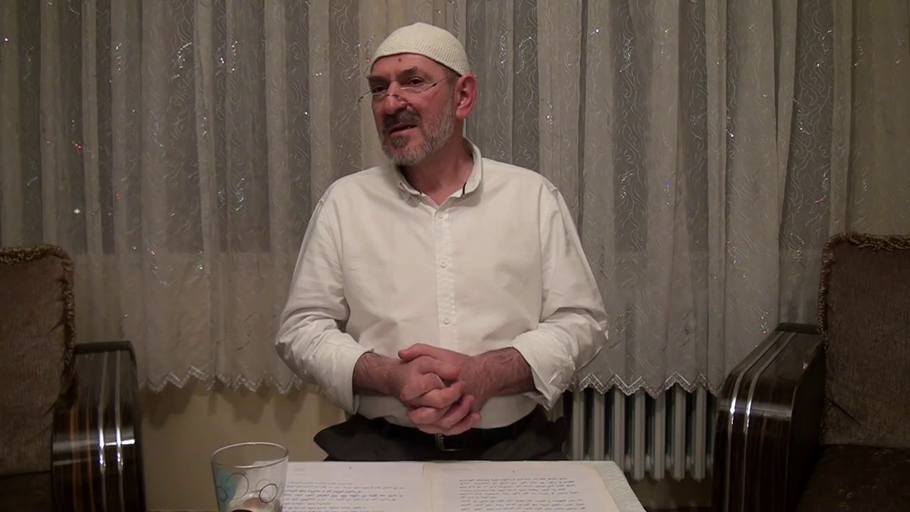 Mustafa yigit..20-hz Musa....Hani bir zamanlar "Ey Musa biz Allah'ı açıkça görmedikçe senin sözünle asla inanmayacağız." demiştiniz de bunun üzerine sizi yıldırım çarpmıştı ve siz de bakakalmıştınız.